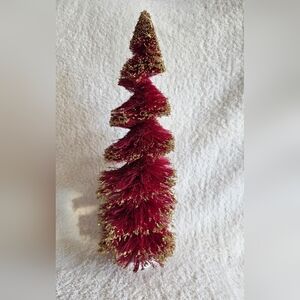 New Target 2025 Wondershop 16" Christmas Spiral Sisal Tree dark red gold Glitter